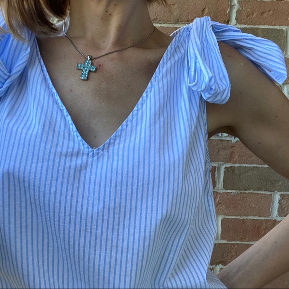 Who What Where stripe button-back shoulder-bow top - Picture 7 of 16